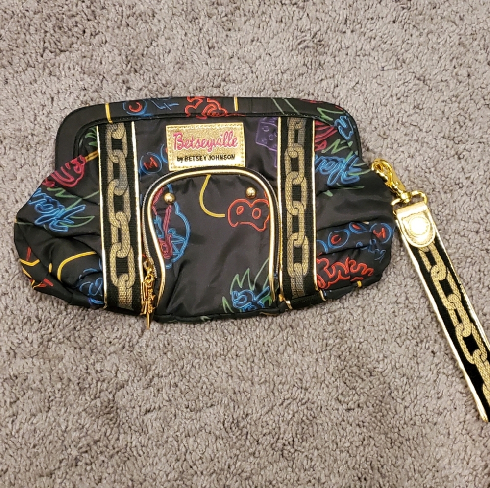 VTG Betsey Johnson Betseyville clutch